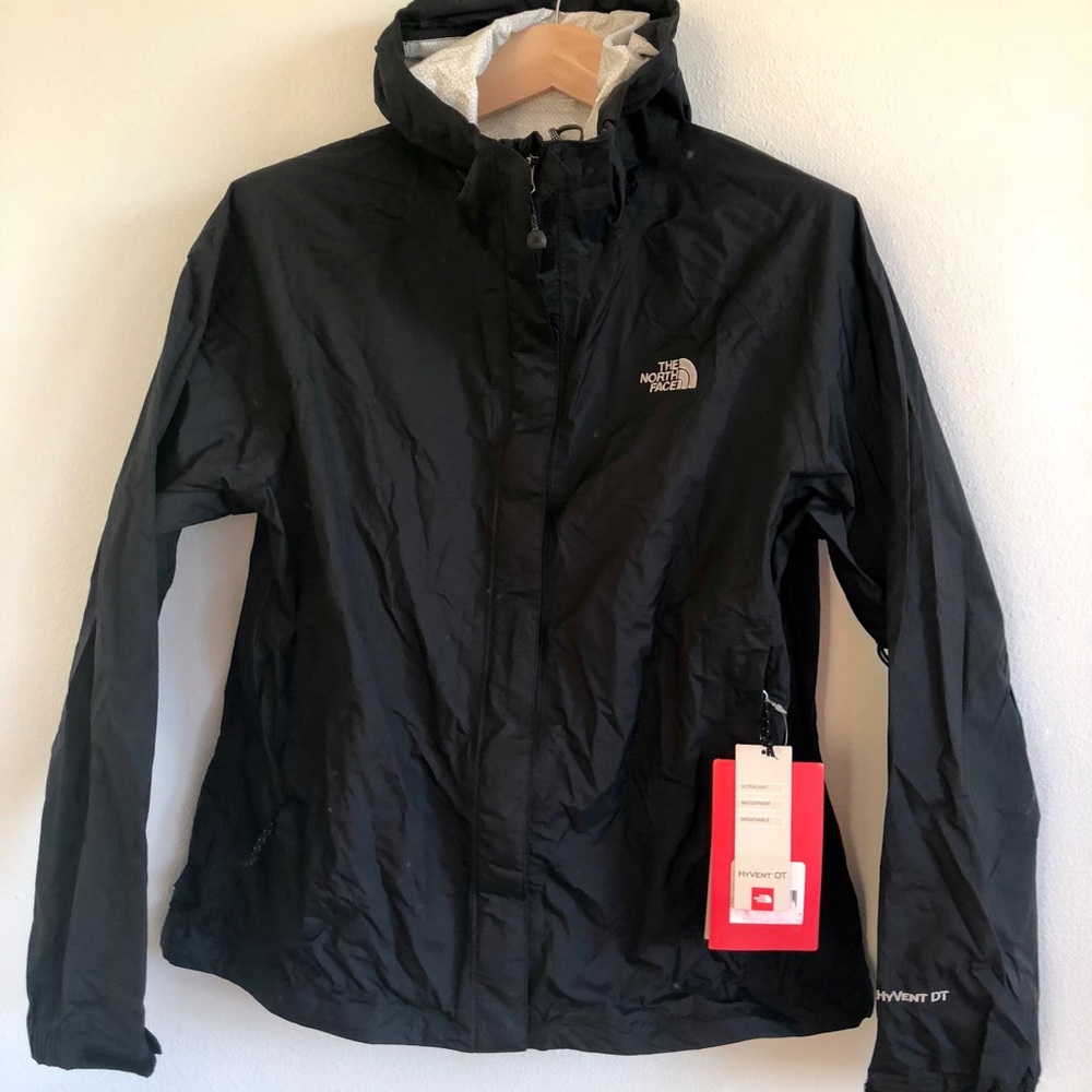 NWT north face rain/wind breaker jacket